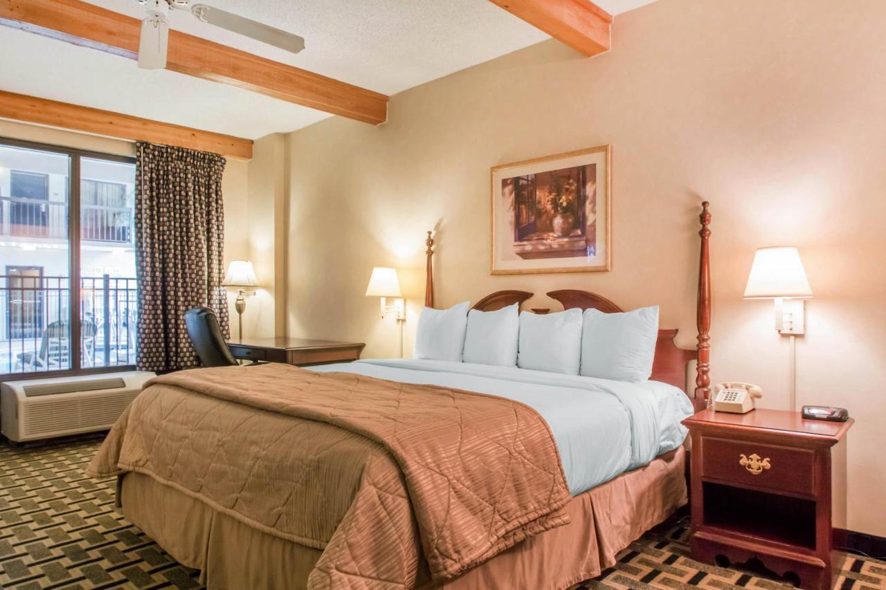 Quality Inn & Suites Риджленд Экстерьер фото