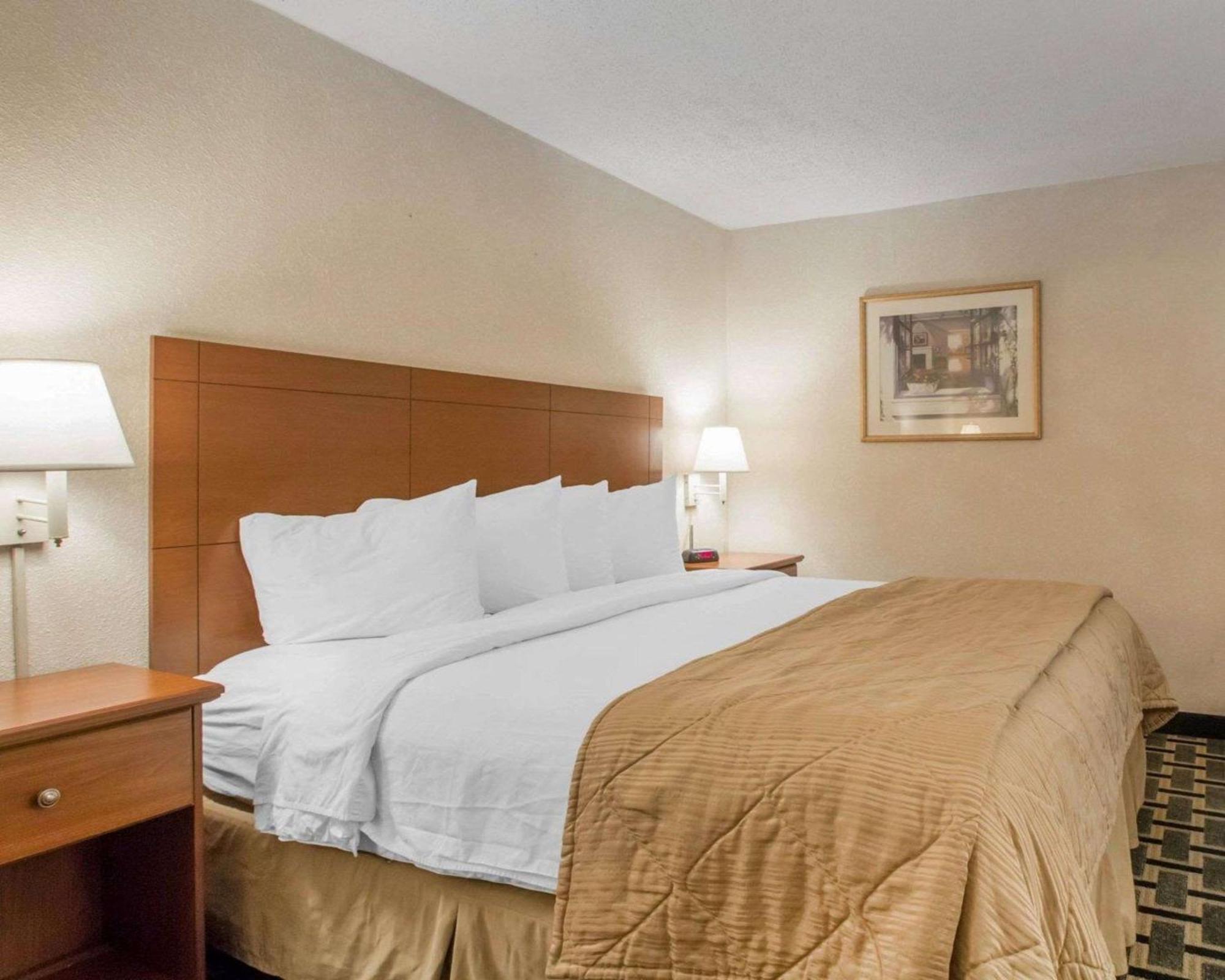 Quality Inn & Suites Риджленд Экстерьер фото