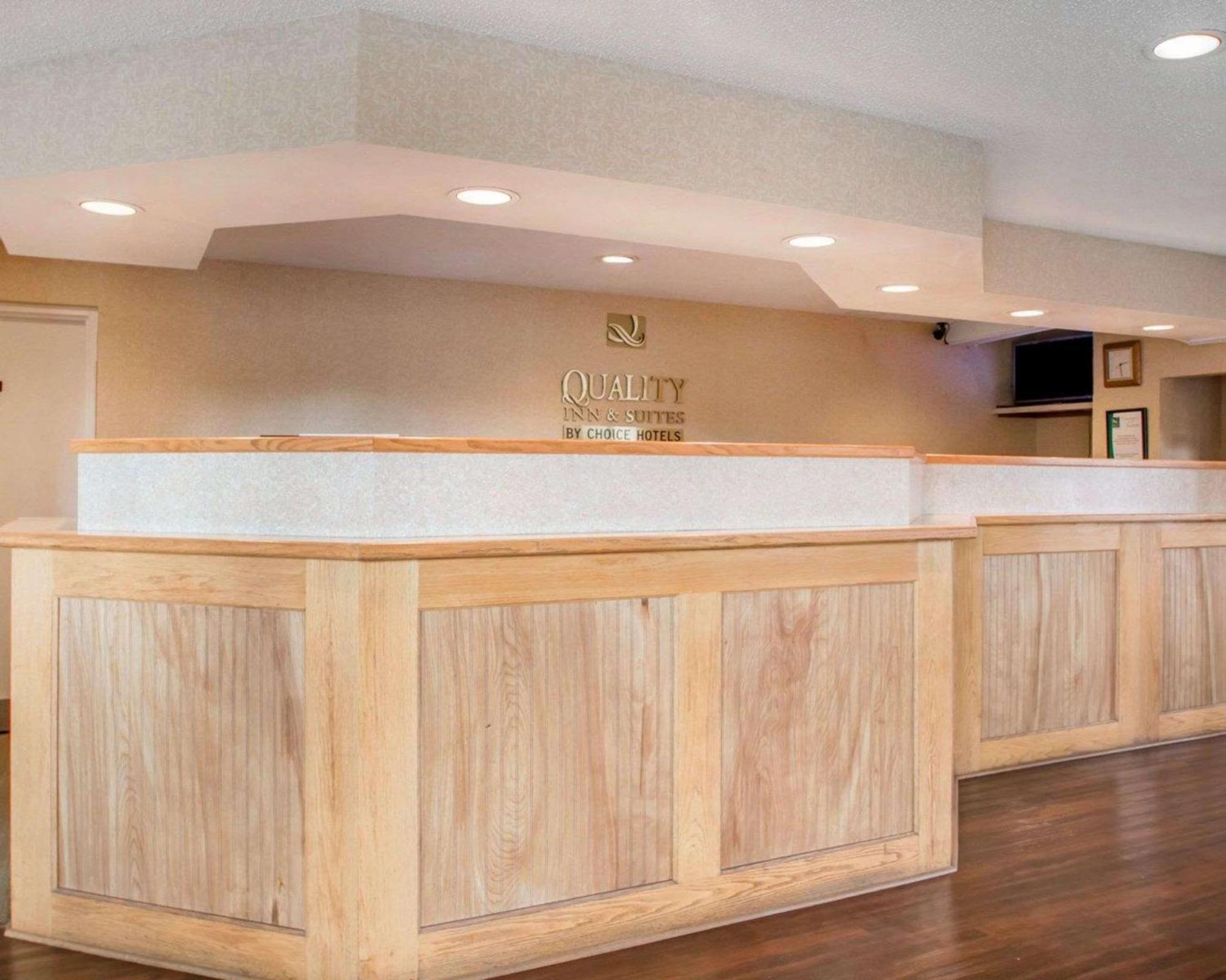 Quality Inn & Suites Риджленд Экстерьер фото
