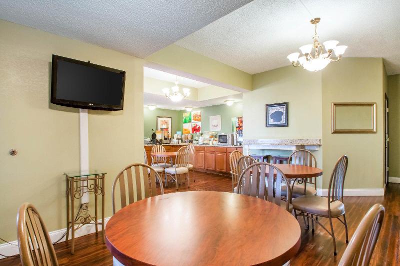 Quality Inn & Suites Риджленд Экстерьер фото